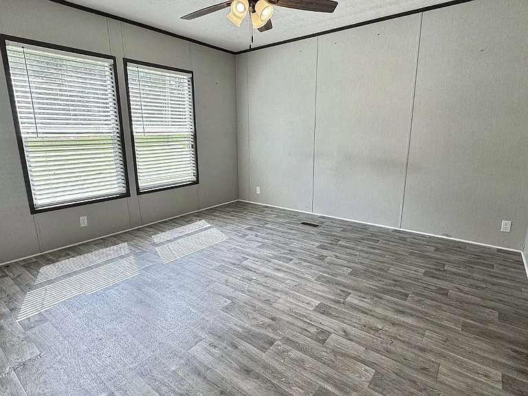 308 Winnfield Rd — Photo 13