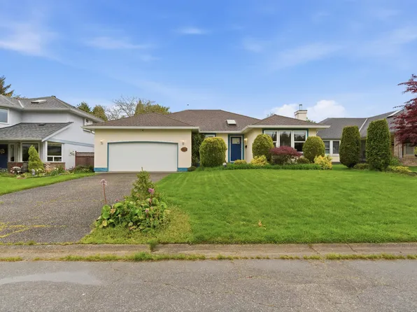 4912 208a St, Langley, BC V3A 5T1