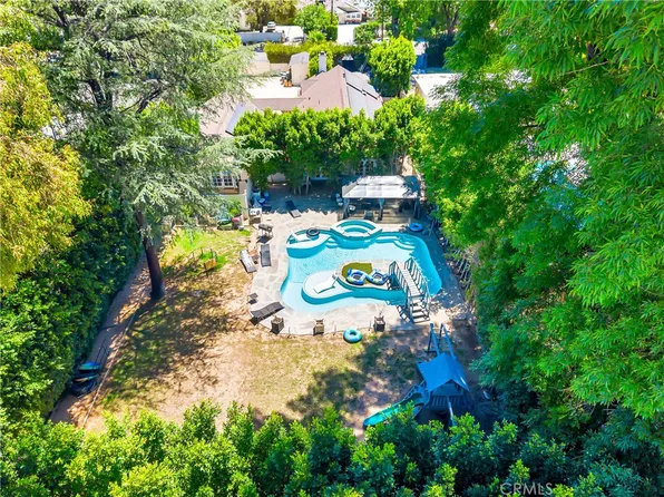 5923 Corbin Ave, Tarzana, CA 91356
