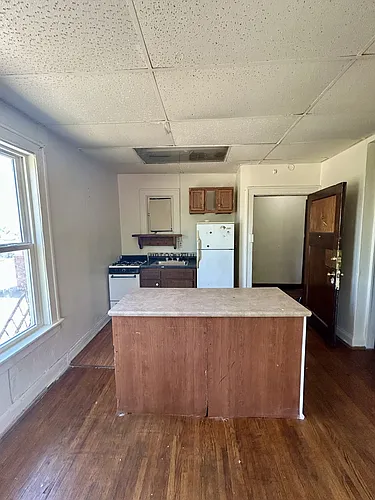 230 W Jackson Blvd Photo 1