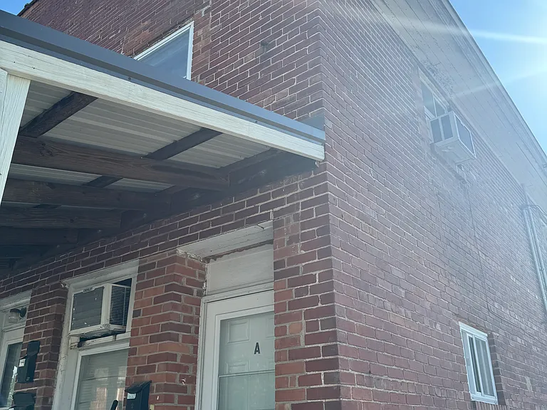 112 S Virginia St #A — Photo 10