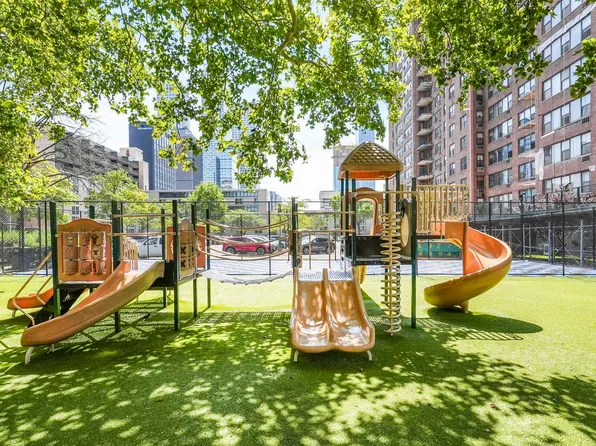 201 Saint Pauls Avenue image 29 of 29