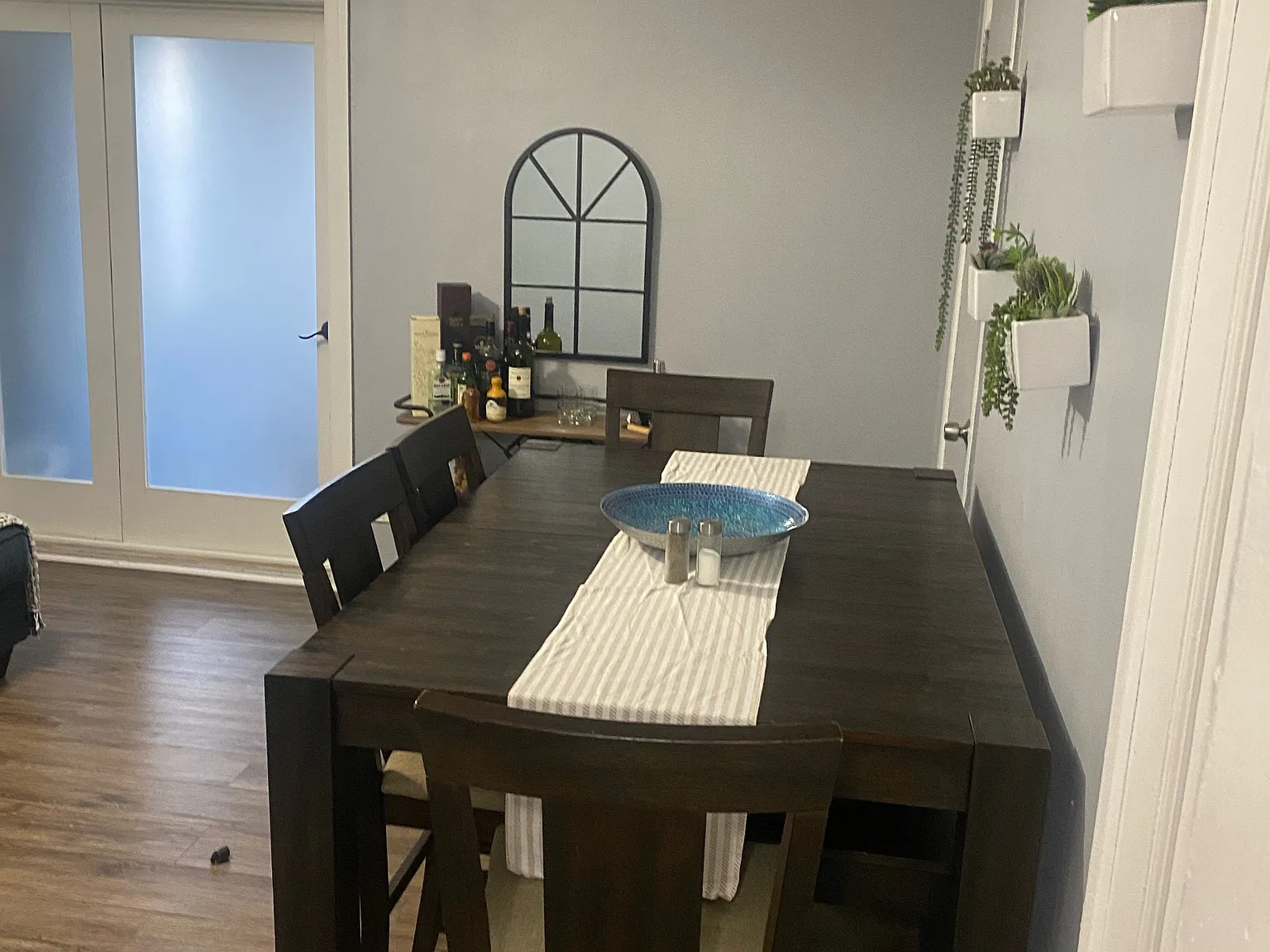3 bed, 1000 sqft, $2,900 — Photo 3
