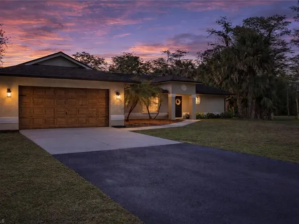 99 19th St NW, NAPLES, FL 34120
