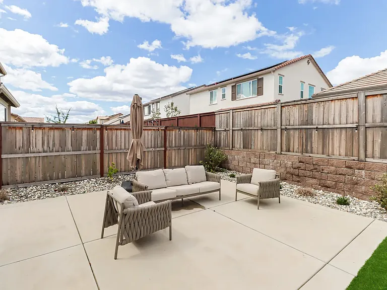4292 Crescent Way — Photo 35