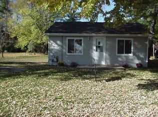 216 S Cedar St, Hemlock, MI 48626