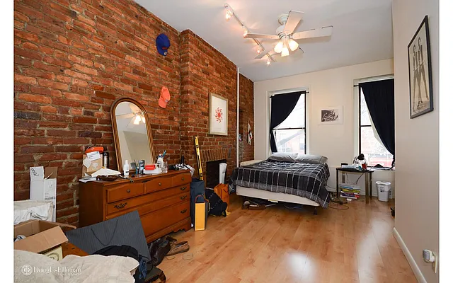 Rented by Douglas Elliman | media 20