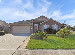 9902 Wing St, Conroe, TX 77385