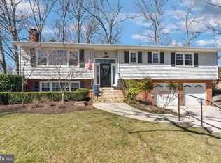 8309 Wagon Wheel Rd, Alexandria, VA 22309