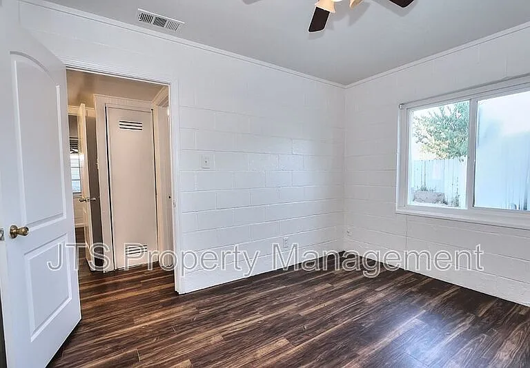 5912 21st Ave — Photo 20