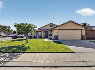 9667 Douglas Ave, Delhi, CA 95315