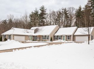 21-2 Risloves Way, Fremont, NH 03044