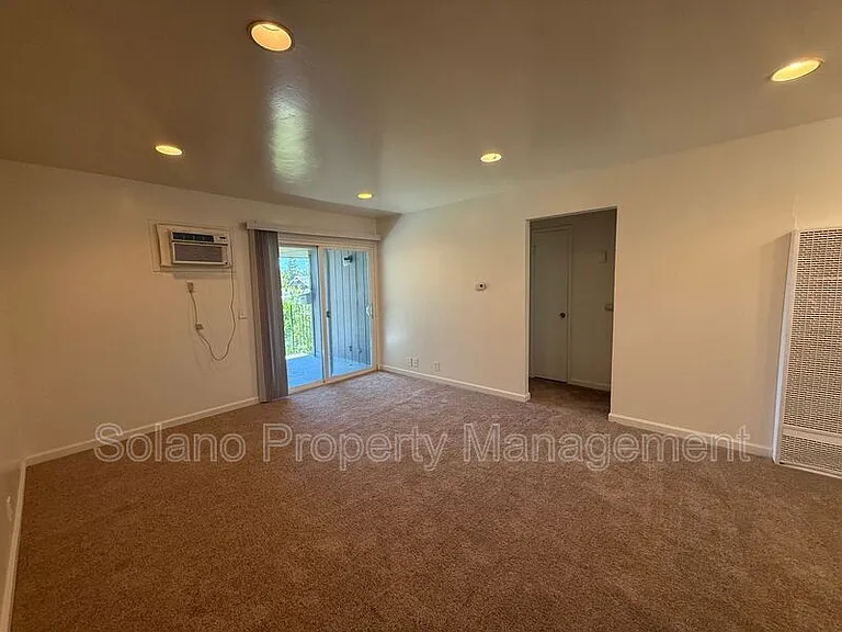 409 Taylor St #8 — Photo 6