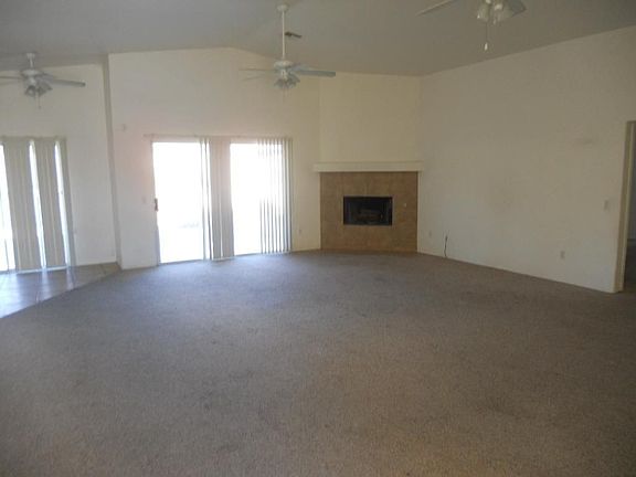 4th image of 65818 Flora Ave