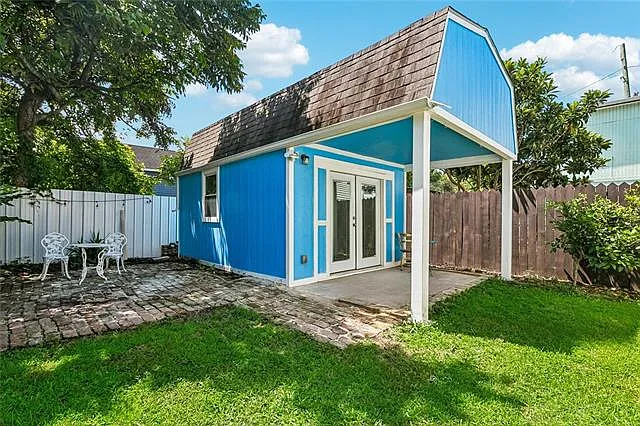 1611 Hollygrove St — Photo 14