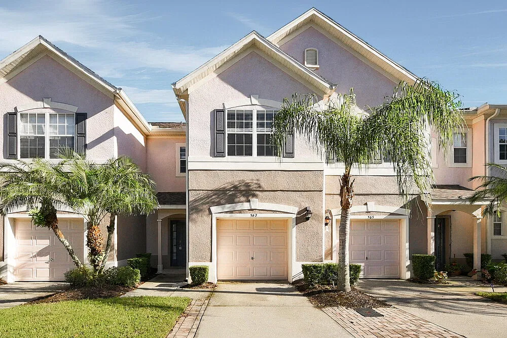 2 bed, 2.5 bath, 1466 sqft, $1,885 — Photo 1