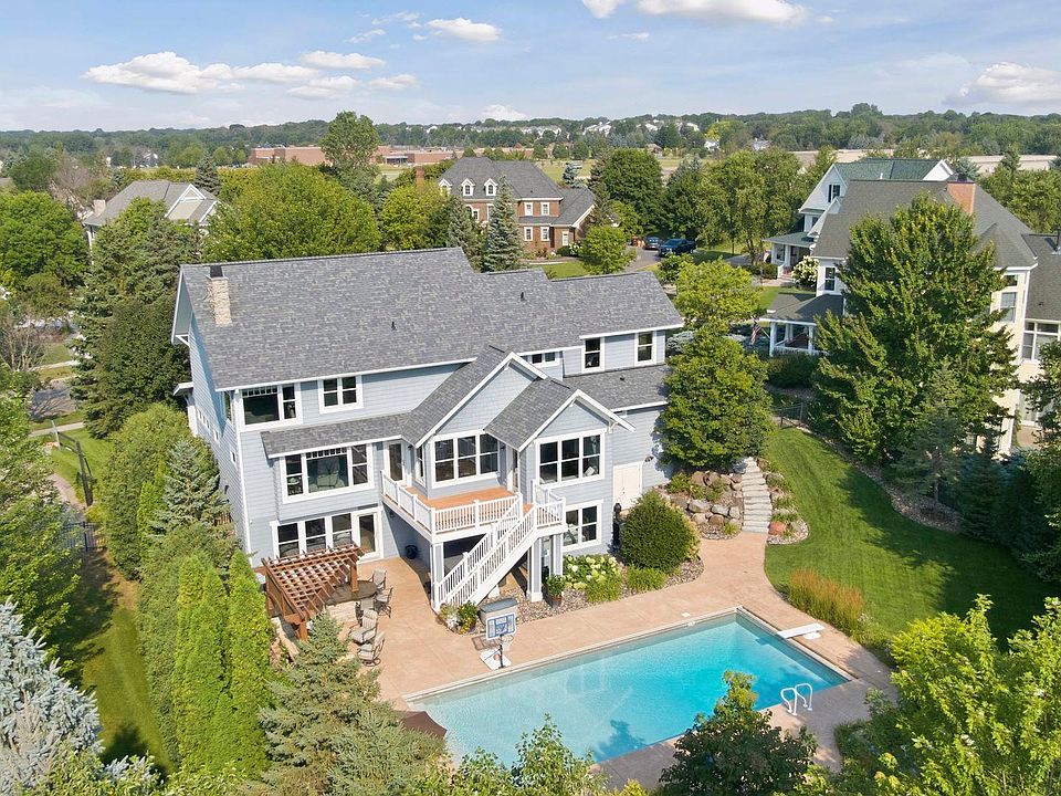 1st image of 3300 Crestmoor Bay
