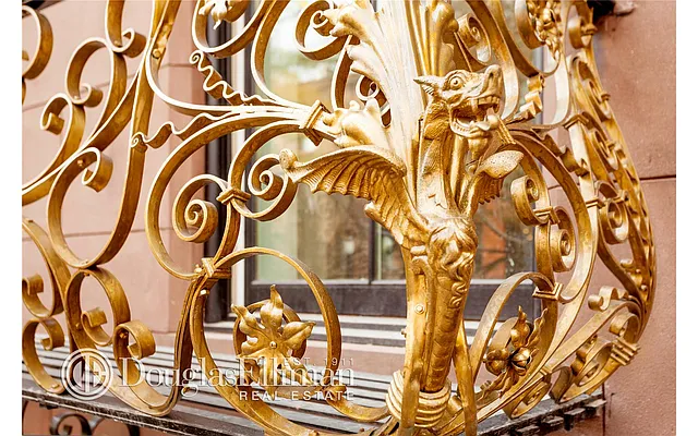 Sold by Douglas Elliman | media 4