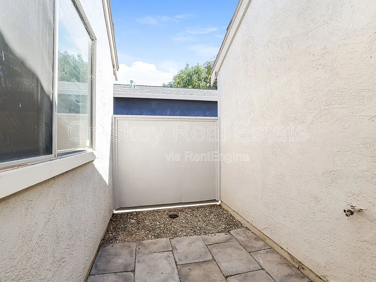 357 Hazelnut Ln — Photo 12