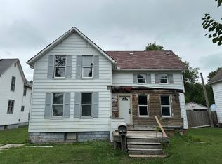 219 E Patton St, Paxton, IL 60957