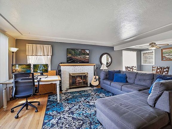 5th image of 4203 N Lidgerwood St