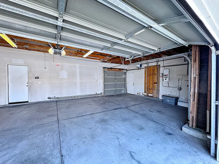 7096 Misty Mdw — Photo 22