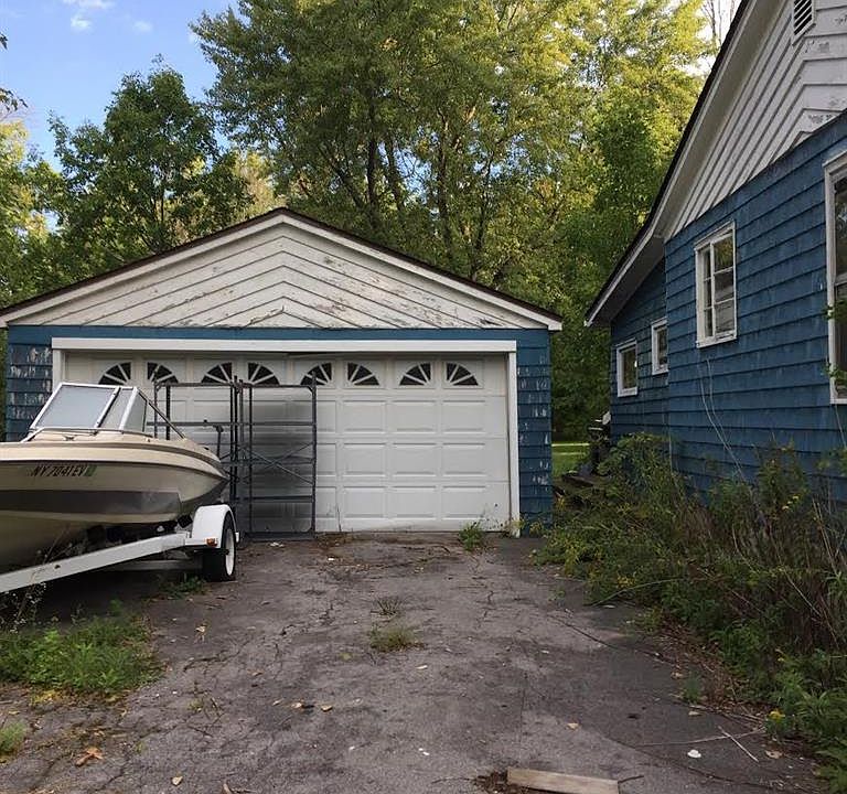 2nd image of 2416 N French Rd