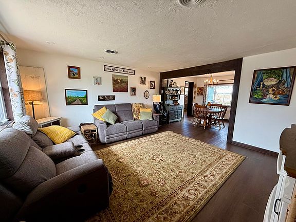 5th image of 5824 Hemlock Dr