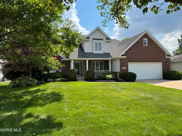 8349 Water Park Dr, Holland, OH 43528