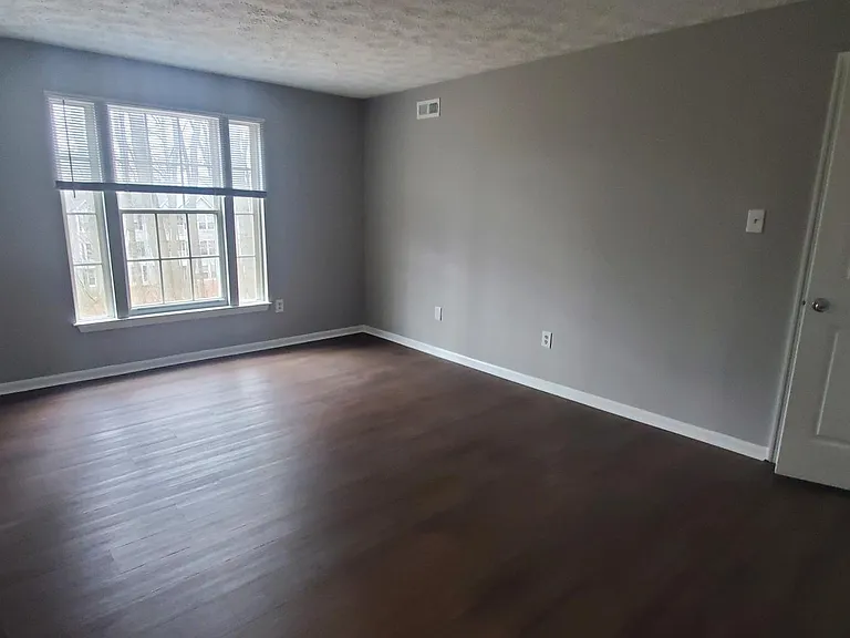1304 Clover Valley Way #F — Photo 10