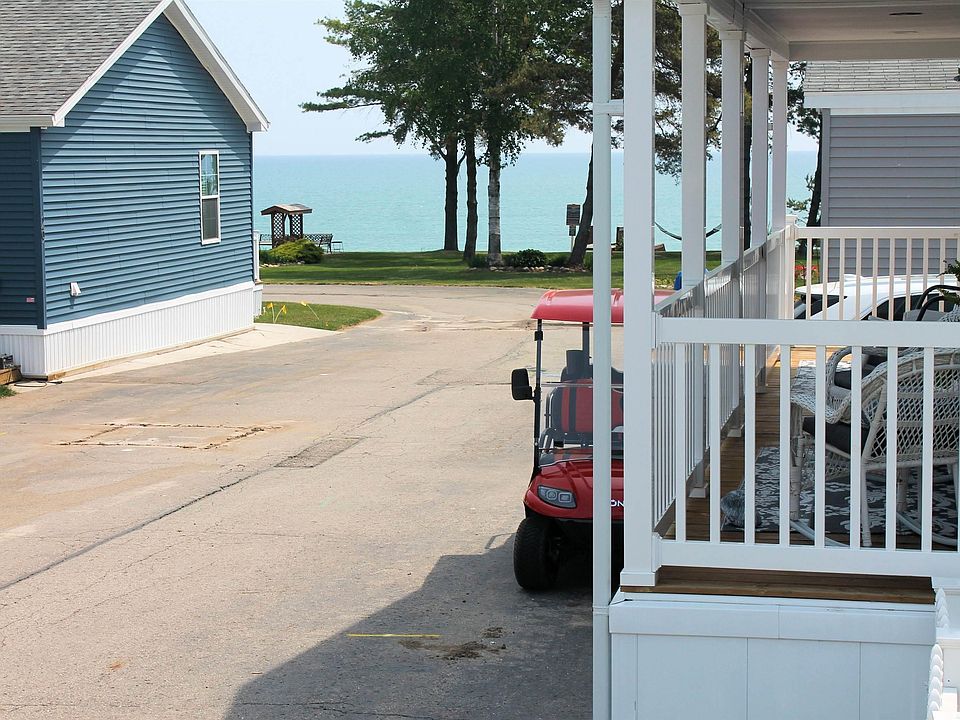 2545 Lakeshore Rd Applegate, MI, 48401 Apartments for Rent Zillow