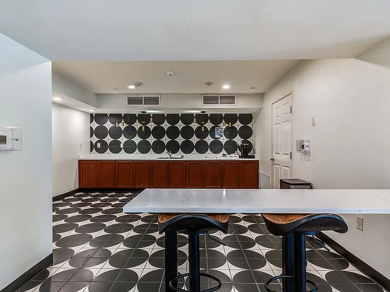 Community Kitchen and Lounge