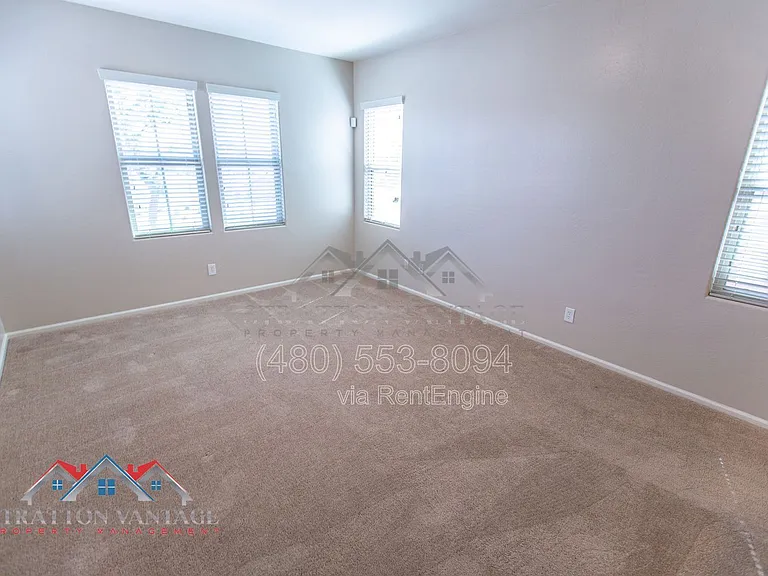 2218 N 77th Dr — Photo 20