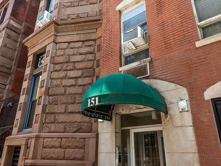 151 E 20th St #2C — Photo 8
