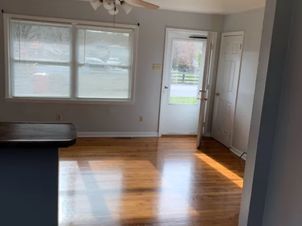 122 Phillips St, Berea, KY 40403
