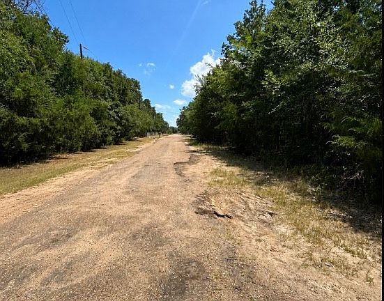 2nd image of 0 Oxford Dr