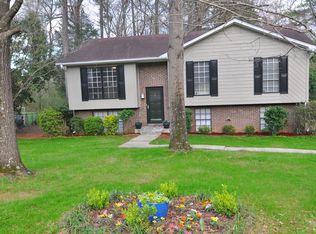 1085 Chateau Dr, Helena, AL 35080
