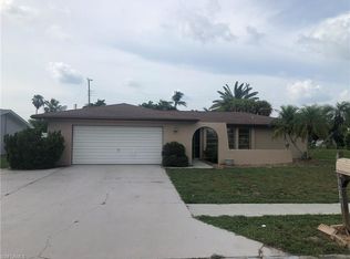 1716 Lakeview Ter, North Fort Myers, FL 33903
