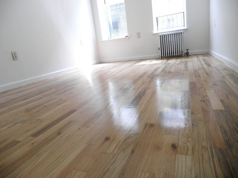 1st image of 517 W 48th St APT 1FW