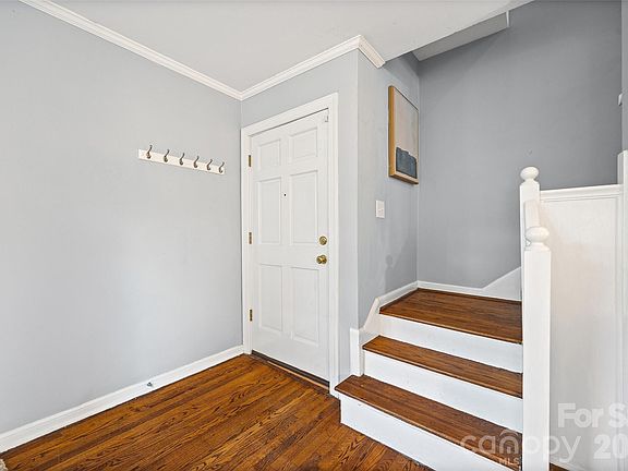 4th image of 520 Wakefield Dr APT B
