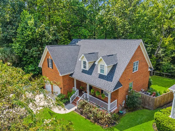 8631 Woodland Walk, North Charleston, SC 29420