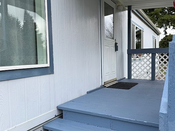 3rd image of 17 Rustemeyer Road #19