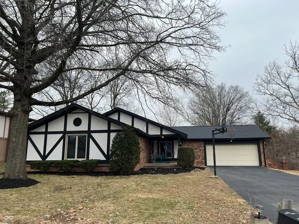 8402 Tanager Ln, Indianapolis, IN 46256