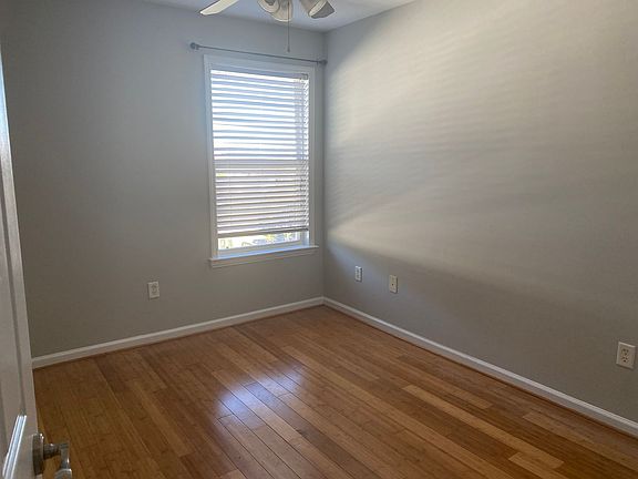 3rd image of 2213 River Park Ct