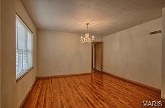 5th image of 7225 Amherst Ave