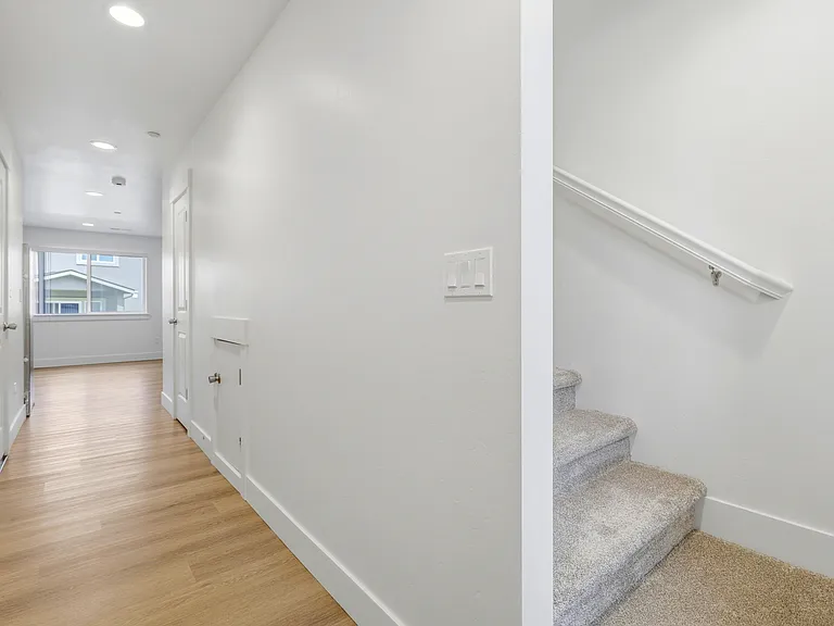 West Vine Townhomes — Photo 25
