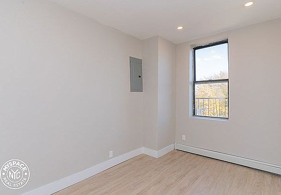 4th image of 319 Malcolm X Blvd #G5