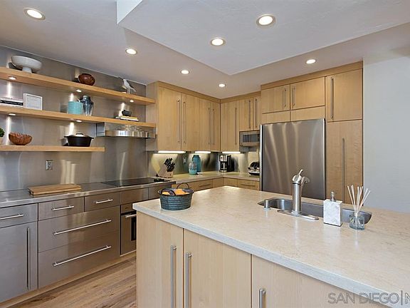 2nd image of 190 Del Mar Shores Ter Unit 81