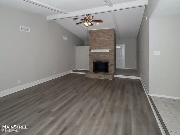 4th image of 3410 Palomino Dr