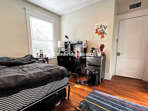 3rd image of 229 Chestnut Hill Ave #1T